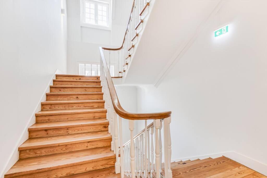 Made For The City Lovers- Urban Charm In Chiado Lisboa Екстериор снимка